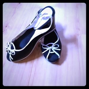 Wedge sandals